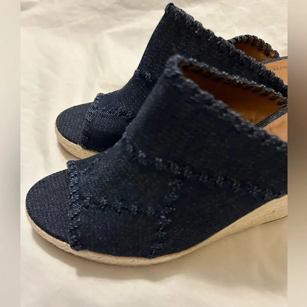 NWOT Ruff Hewn Denim Wedge Style Heel Clog Slip On Summer 9.5 never worn